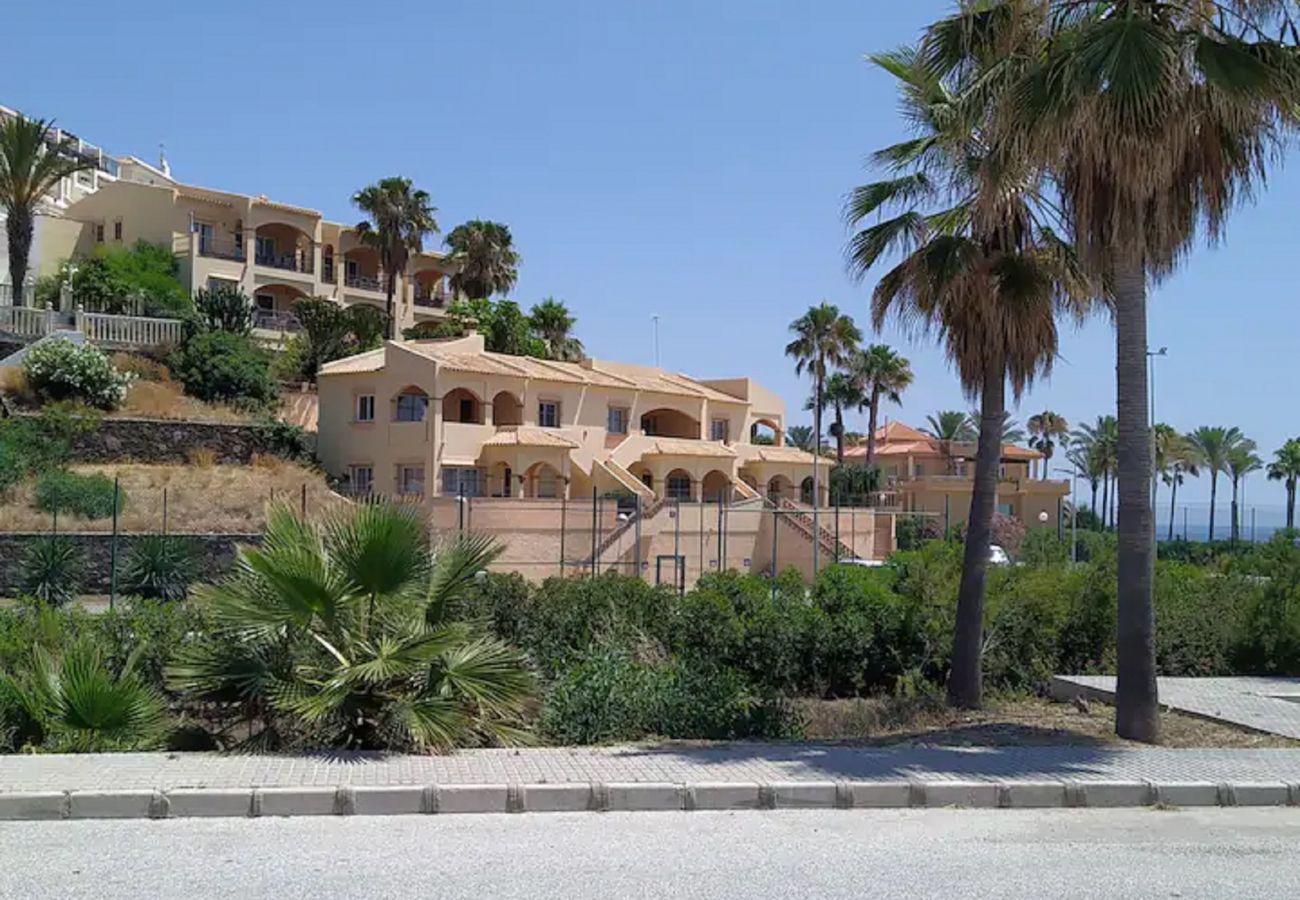 Lägenhet i Fuengirola - Ref: 245 Modern lägenhet i Mijas/Fuengirola med havsutsikt i populär familjeresort