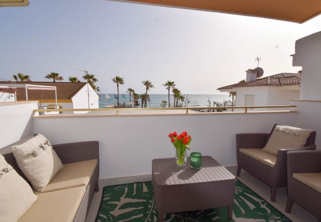 Lägenhet i La Cala de Mijas - Ref: 233 Modern lägenhet med 3 sovrum intill stranden i La Cala