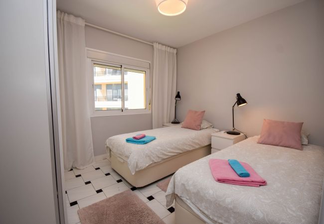 Lägenhet i Fuengirola - Ref: 312 Lägenhet med 2 sovrum på översta våningen i Torreblanca med havsutsikt och pool Lägenhet i Fuengirola - Ref: 312 Lägenhet med 2 sovrum på översta våningen i Torreblanca med havsutsikt och pool