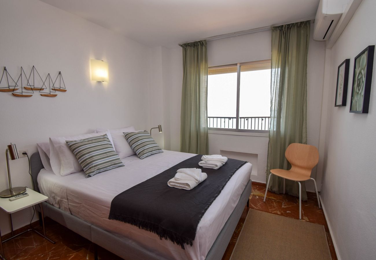 Lägenhet i Fuengirola - Ref: 236 Strandlägenhet med underbar havsutsikt och pool i Carvajal