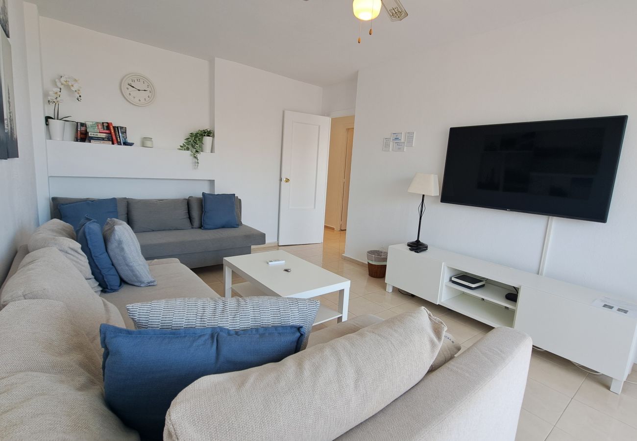 Lägenhet i Fuengirola - Ref: 227 Strandnära lägenhet med pool och havsutsikt i Torreblanca