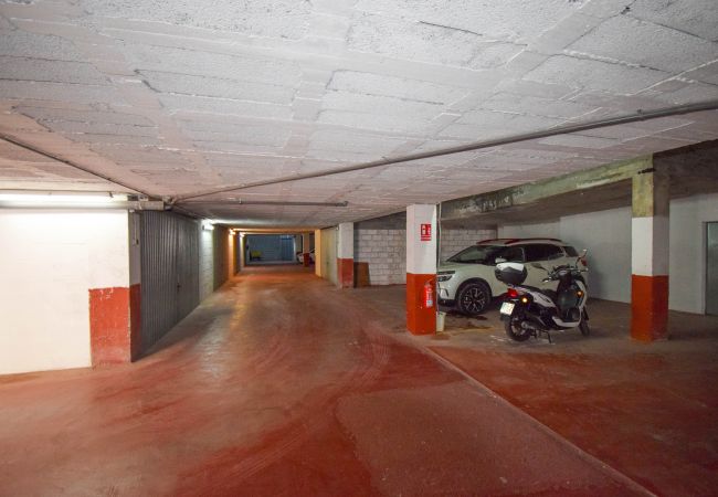 Radhus i Fuengirola - Ref 290: Radhus med takterrass, havsutsikt, pool och gångavstånd till stranden. Radhus i Fuengirola - Ref 290: Radhus med takterrass, havsutsikt, pool och gångavstånd till stranden.