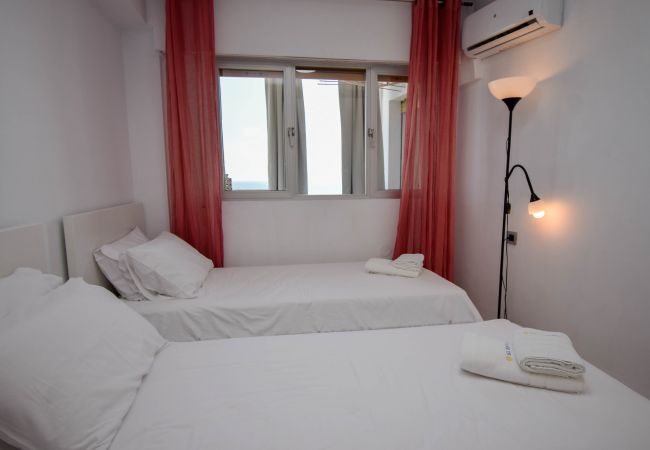 Lägenhet i Fuengirola - Ref 318 Lägenhet med 2 sovrum vid havet i centrala Fuengirola intill hamnen Lägenhet i Fuengirola - Ref 318 Lägenhet med 2 sovrum vid havet i centrala Fuengirola intill hamnen