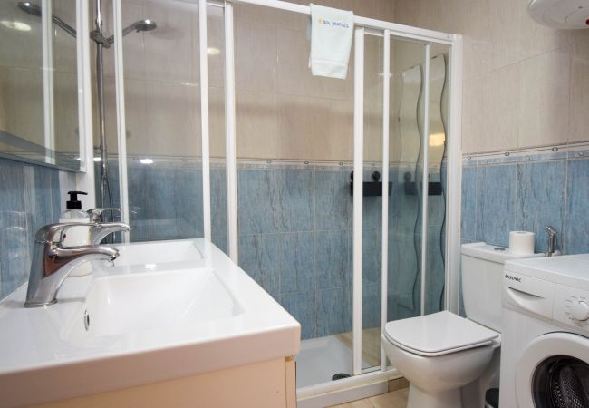 Lägenhet i Fuengirola - Ref 318 Lägenhet med 2 sovrum vid havet i centrala Fuengirola intill hamnen Lägenhet i Fuengirola - Ref 318 Lägenhet med 2 sovrum vid havet i centrala Fuengirola intill hamnen