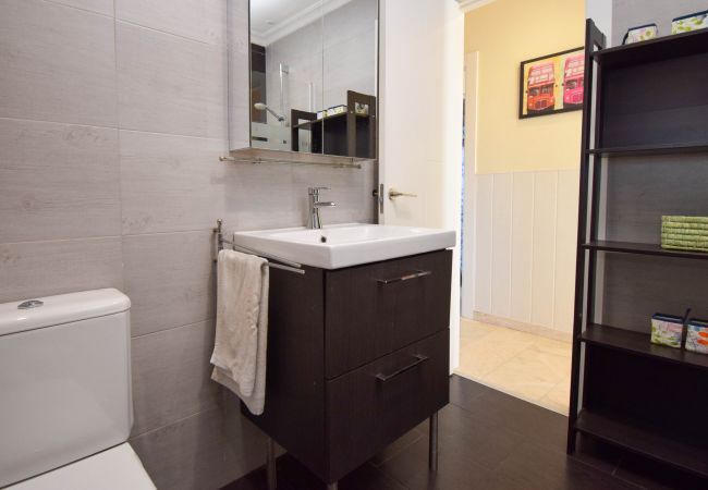 Lägenhet i Fuengirola - Ref: 322 Modern 3-sovrumslägenhet vid havet med fantastisk utsikt Lägenhet i Fuengirola - Ref: 322 Modern 3-sovrumslägenhet vid havet med fantastisk utsikt
