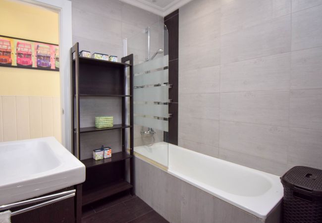 Lägenhet i Fuengirola - Ref: 322 Modern 3-sovrumslägenhet vid havet med fantastisk utsikt Lägenhet i Fuengirola - Ref: 322 Modern 3-sovrumslägenhet vid havet med fantastisk utsikt