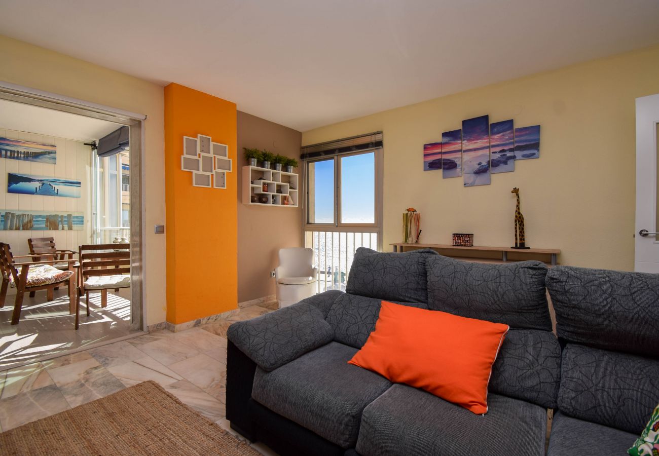 Lägenhet i Fuengirola - Ref: 322 Modern 3-sovrumslägenhet vid havet med fantastisk utsikt