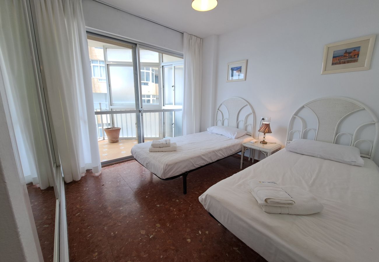 Lägenhet i Fuengirola - Ref: 320 Lägenhet vid stranden i Torreblanca med fantastisk havsutsikt