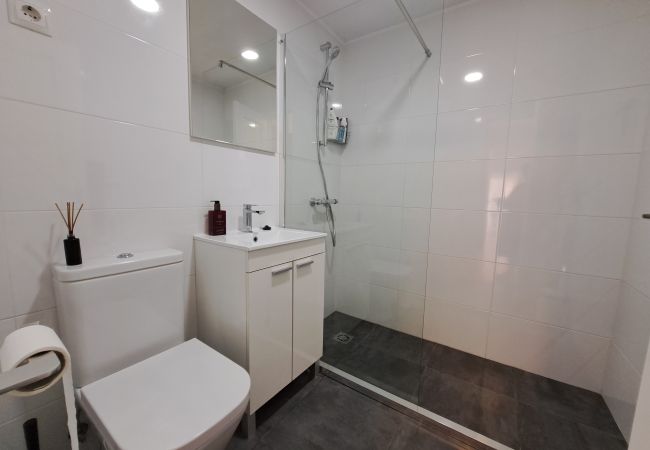 Lägenhet i Fuengirola - Ref: 324 Central 4-rumslägenhet med pool och nära till allt Lägenhet i Fuengirola - Ref: 324 Central 4-rumslägenhet med pool och nära till allt