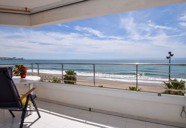 Lägenhet i Fuengirola - Ref: 305 Lägenhet vid stranden i Carvajal med fantastisk havsutsikt