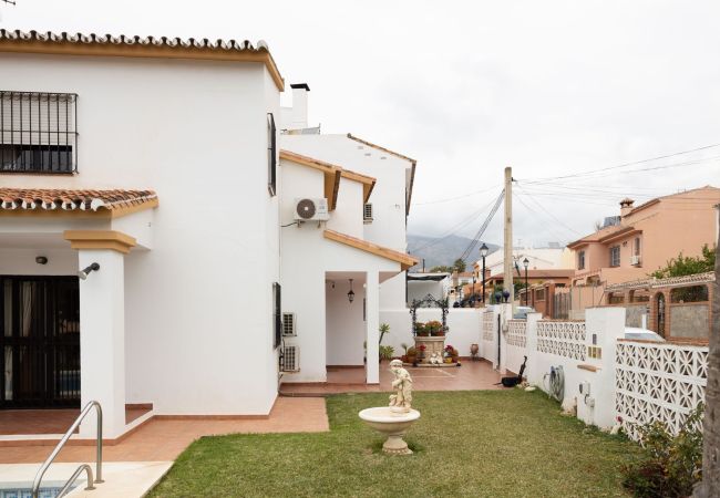 Villa i Fuengirola - Ref: 325 Villa Elena - Large villa with private Pool Villa i Fuengirola - Ref: 325 Villa Elena - Large villa with private Pool