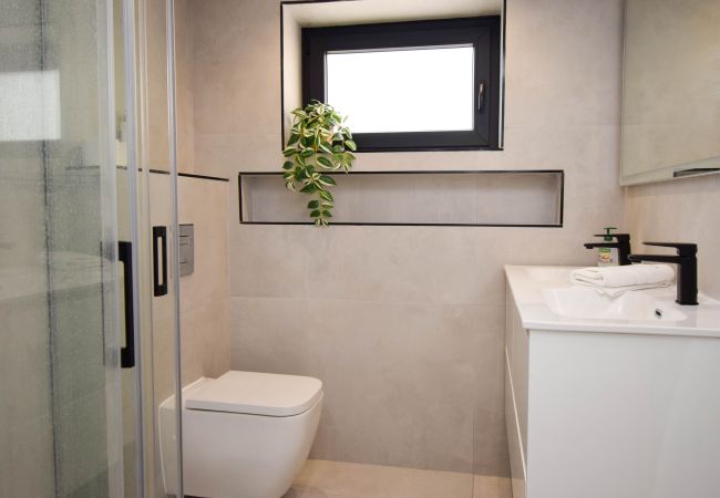 Villa i Fuengirola - Ref: 281 Fantastisk villa med privat pool Villa i Fuengirola - Ref: 281 Fantastisk villa med privat pool