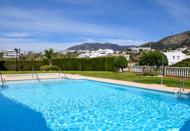 Lägenhet i Benalmádena - Ref: 274 Radhus med havsutsikt mycket nära havet i Carvajal Lägenhet i Benalmádena - Ref: 274 Radhus med havsutsikt mycket nära havet i Carvajal