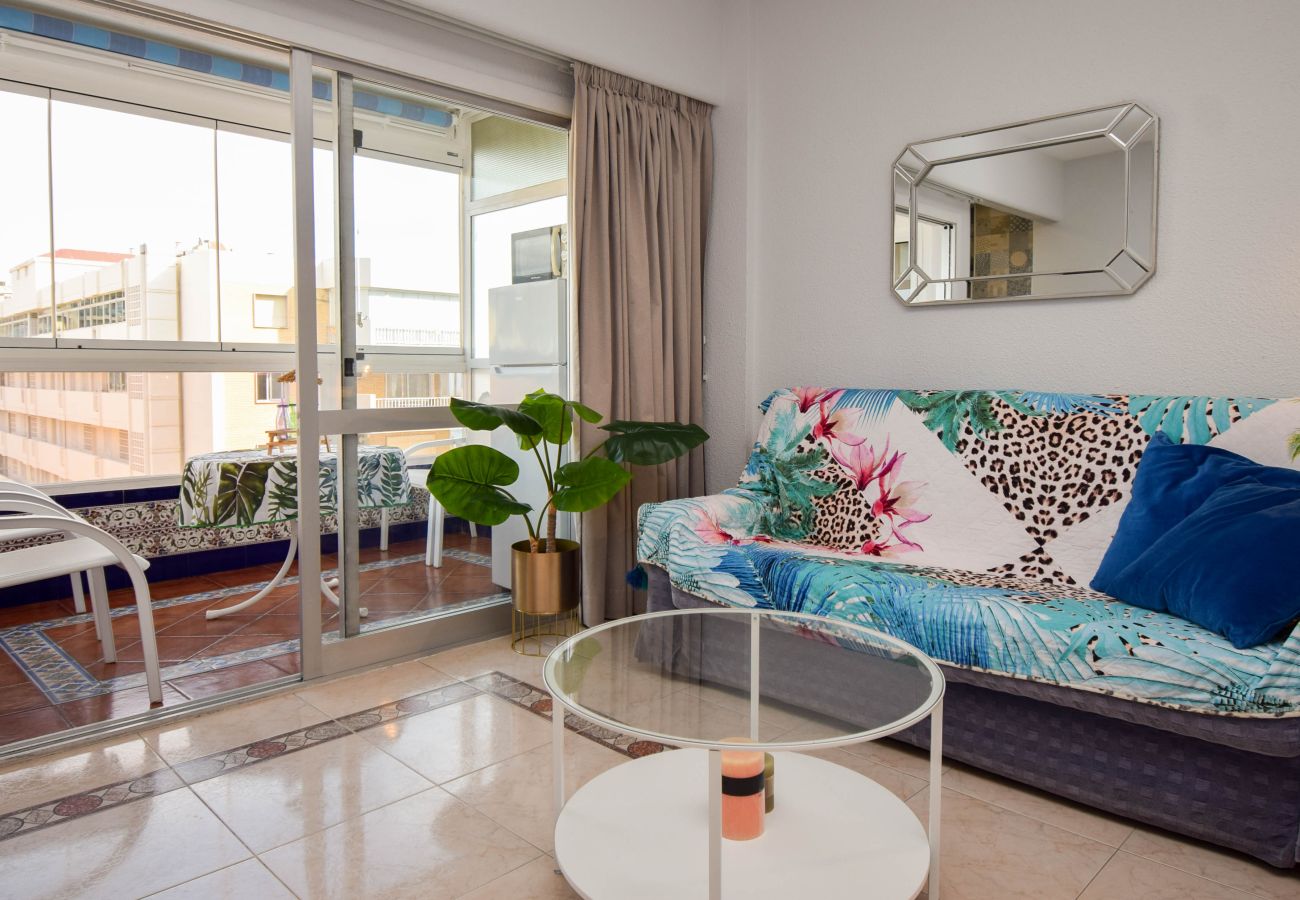 Studio i Fuengirola - Ref: 201. Rymlig studio vid stranden i Fuengirola