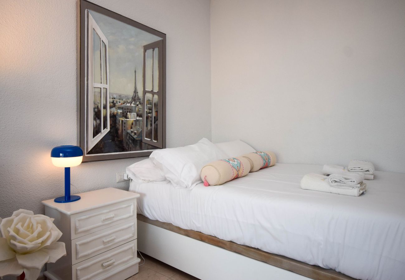 Studio i Fuengirola - Ref: 201. Rymlig studio vid stranden i Fuengirola