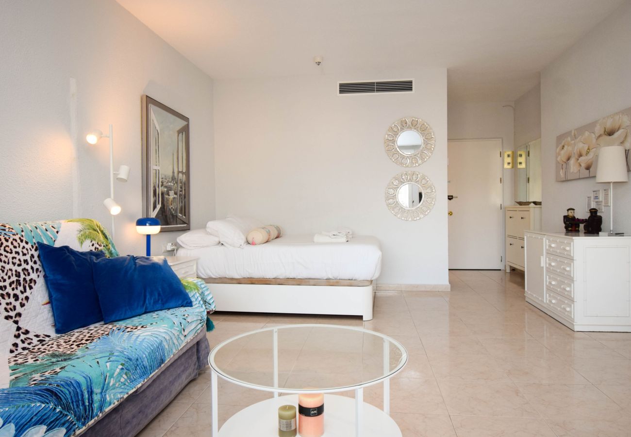 Studio i Fuengirola - Ref: 201. Rymlig studio vid stranden i Fuengirola